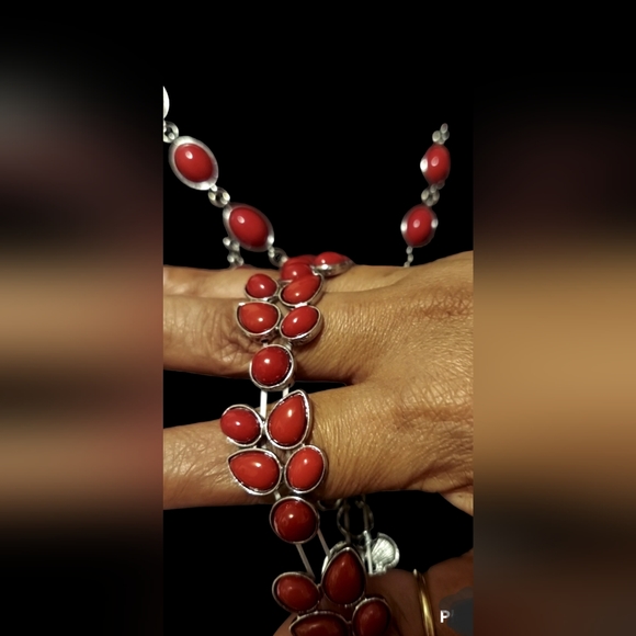 Jewelry - Picture 3 of 3